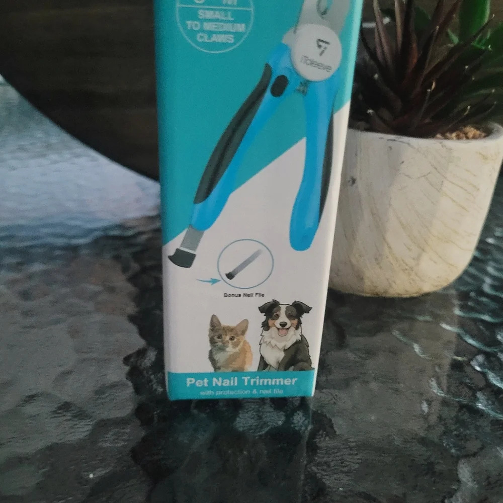 Toleeve Blue and Black Nail Trimmer